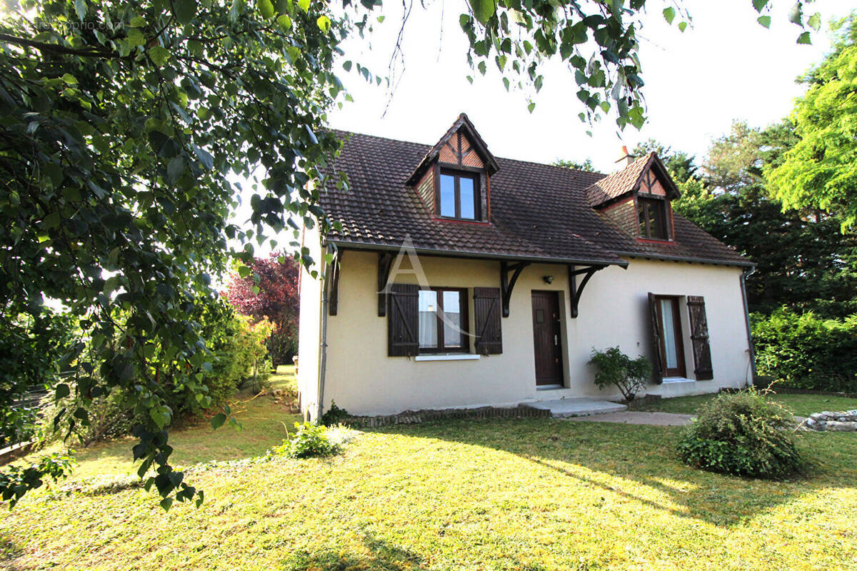 Maison à BLERE