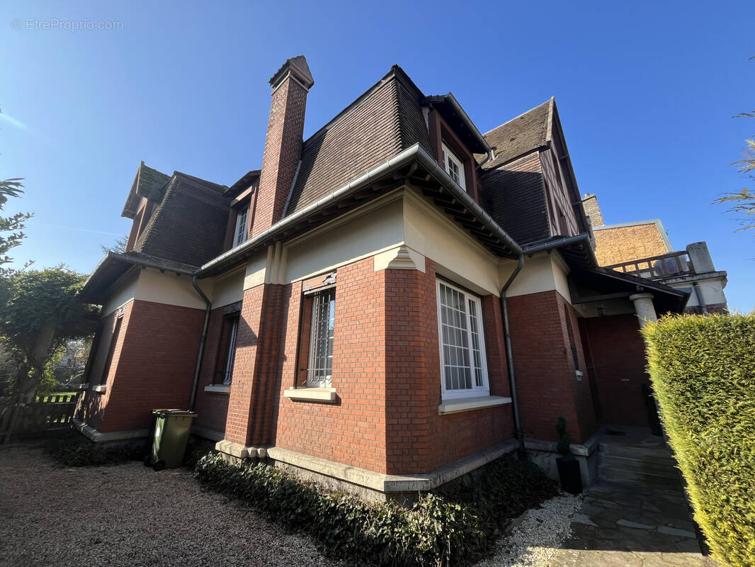 Maison à AMIENS