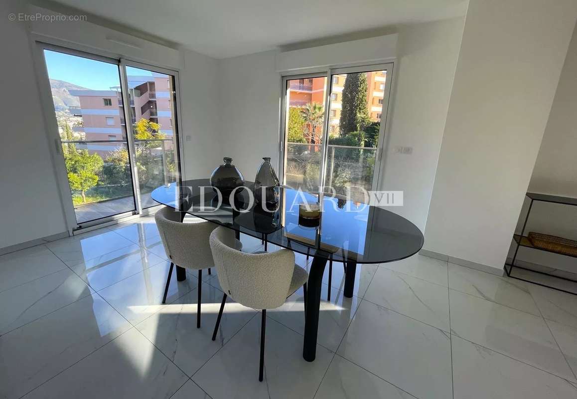 Appartement à ROQUEBRUNE-CAP-MARTIN