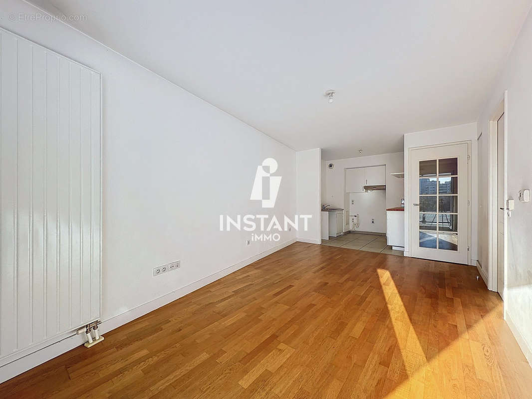 Appartement à MAISONS-ALFORT