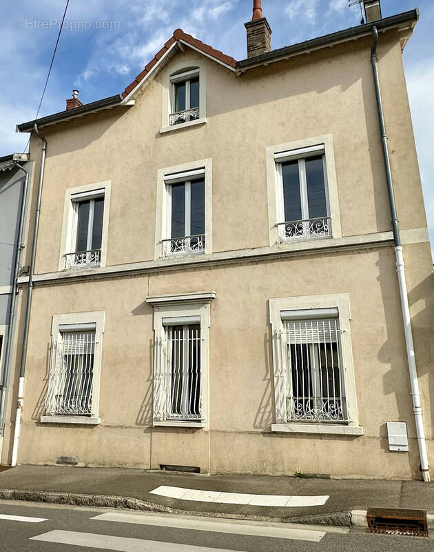 Appartement à OULLINS