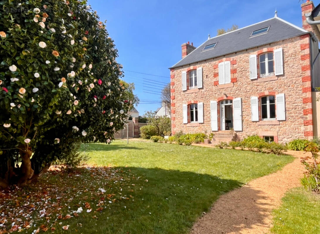 Maison à TREBEURDEN