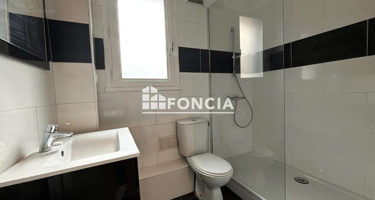Appartement à LYON-8E
