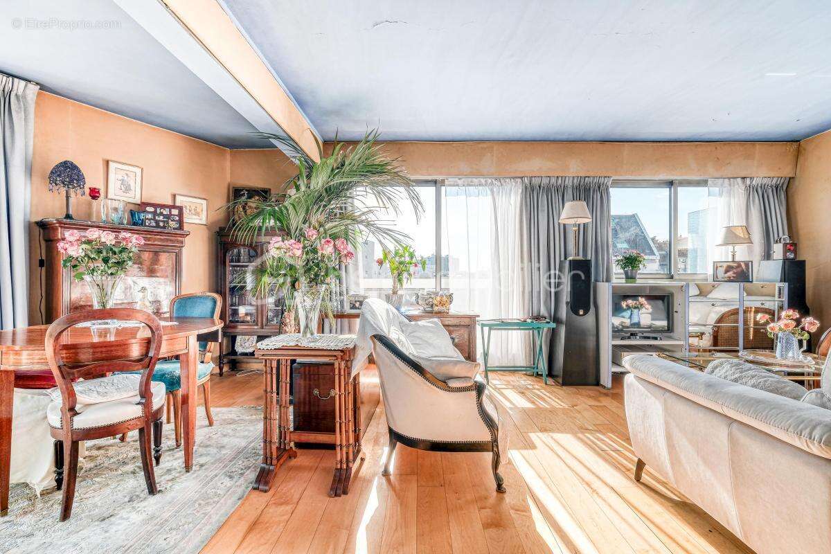 Appartement à PARIS-19E