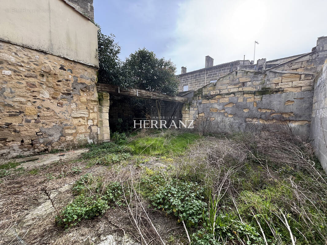 Terrain à LIBOURNE