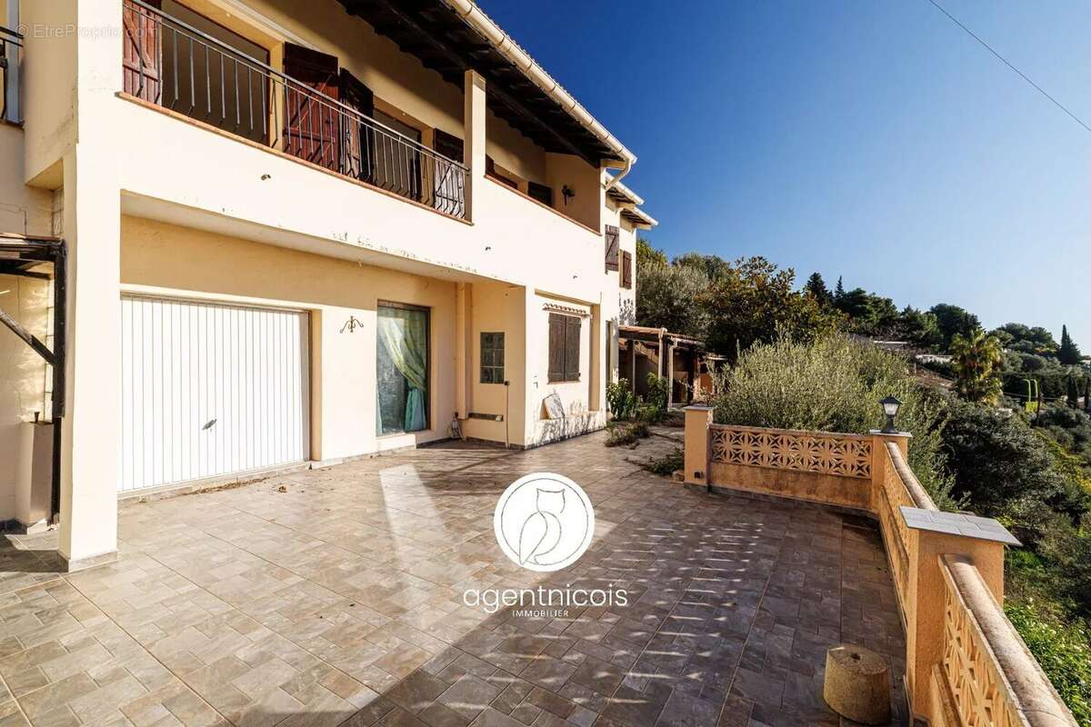 Maison à LA TURBIE