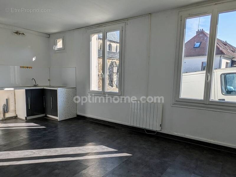 Appartement à NANTEUIL-LE-HAUDOUIN