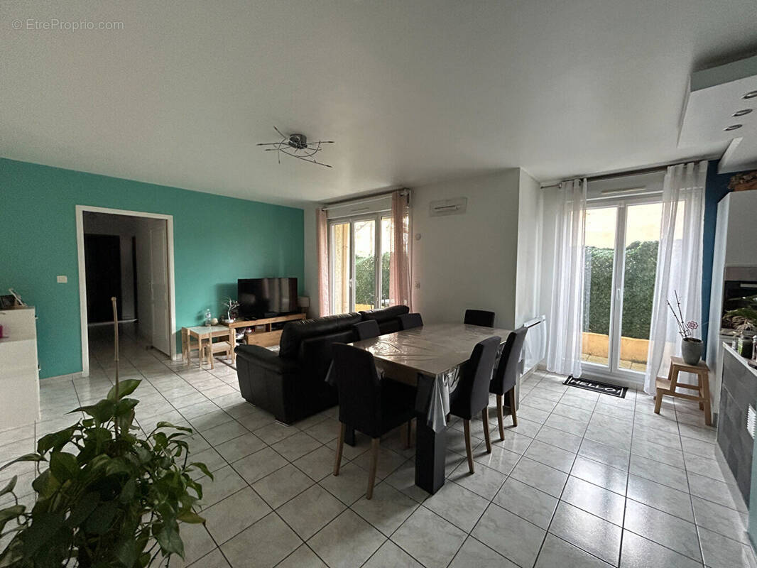 Appartement à SAINT-ANDRE-DE-CORCY