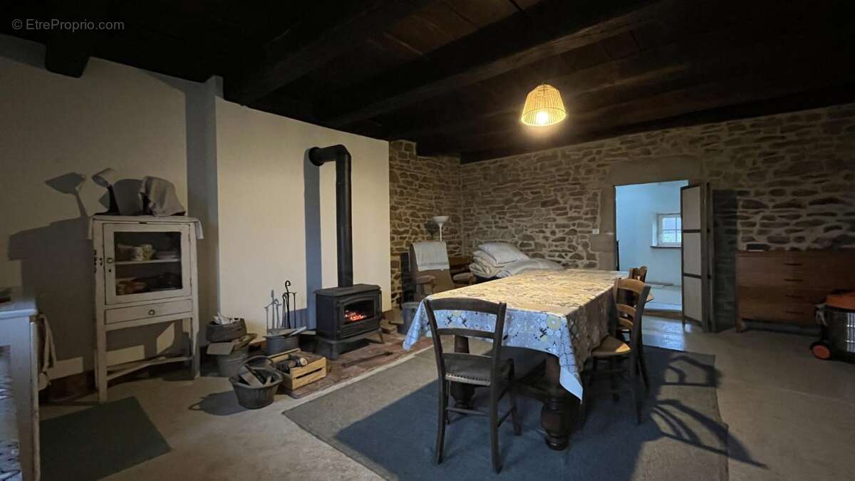 Maison à AUXY
