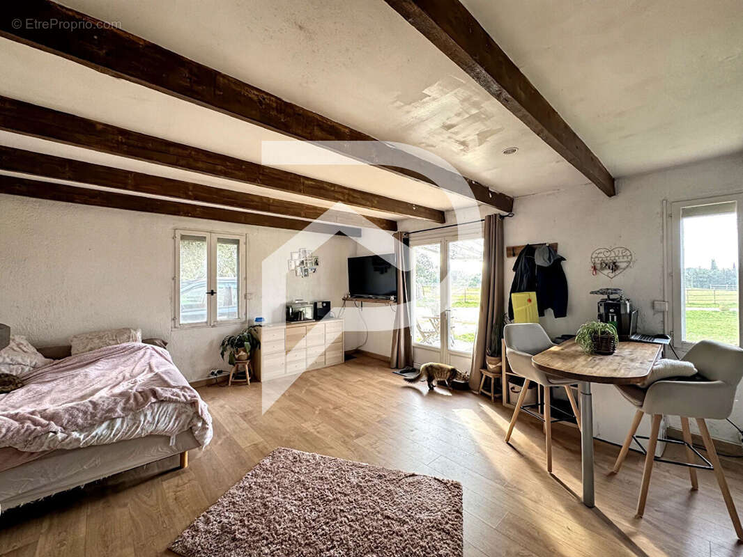 Maison à ARAMON