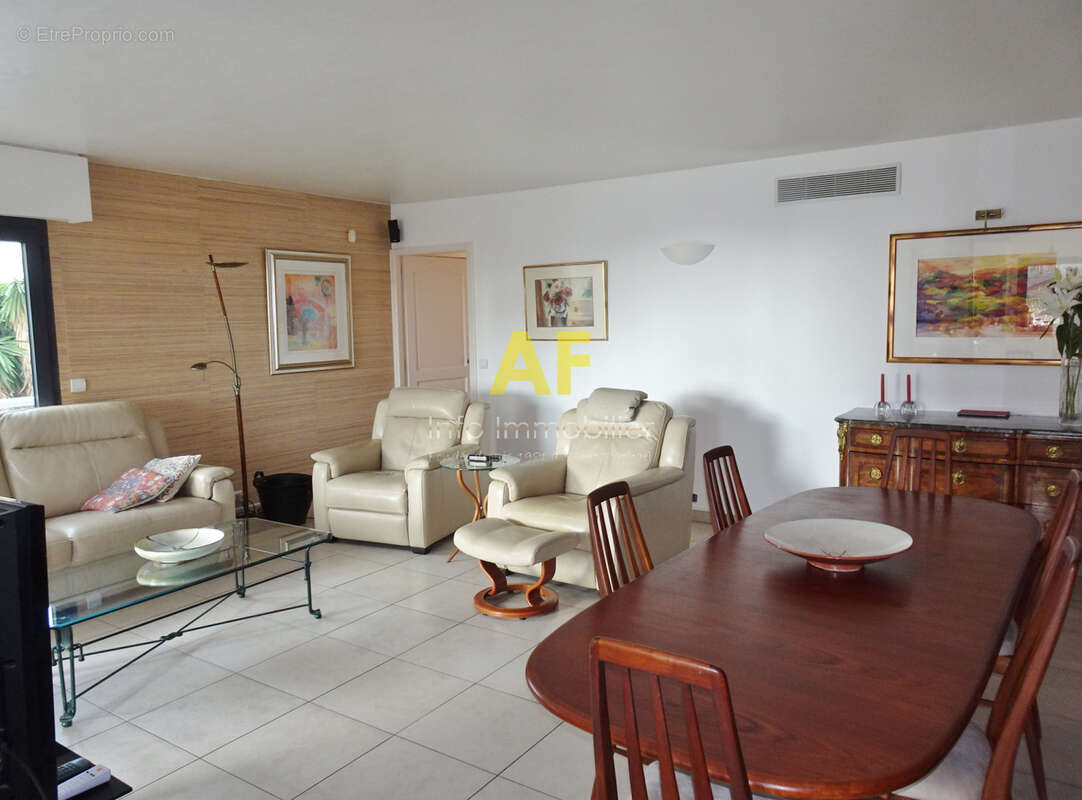 Appartement à SAINT-RAPHAEL