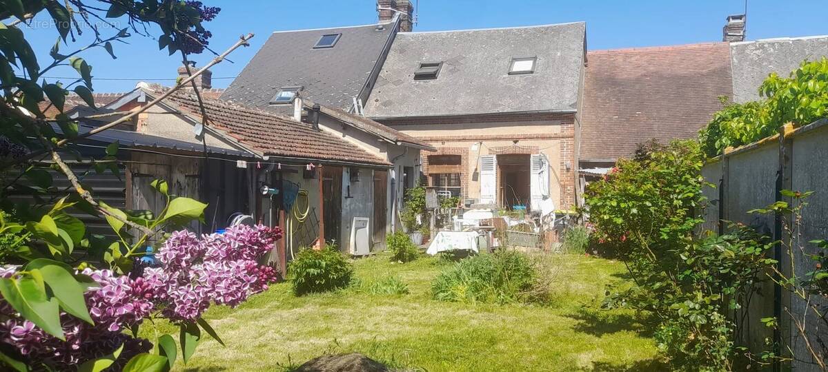 Maison à BRETEUIL