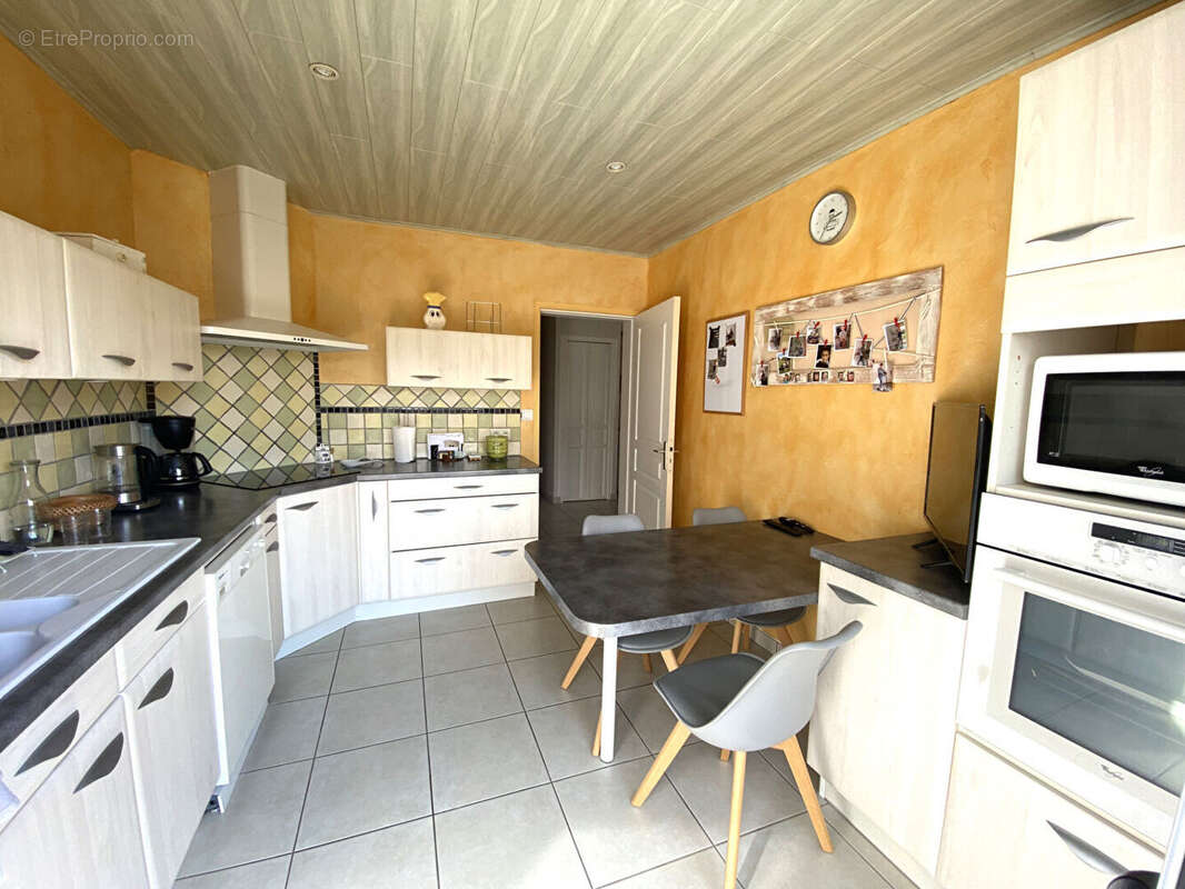 Maison à SAINT-LEGER-SOUS-CHOLET