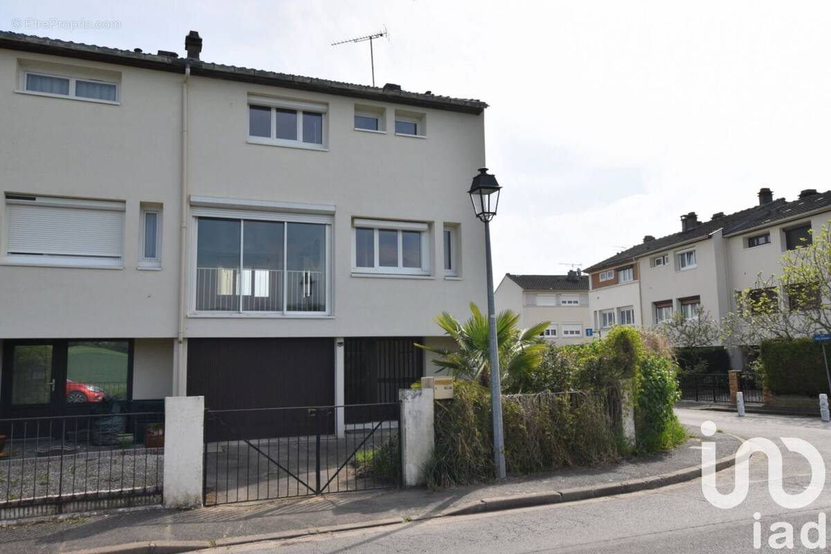 Photo 1 - Maison à CHAMPCUEIL