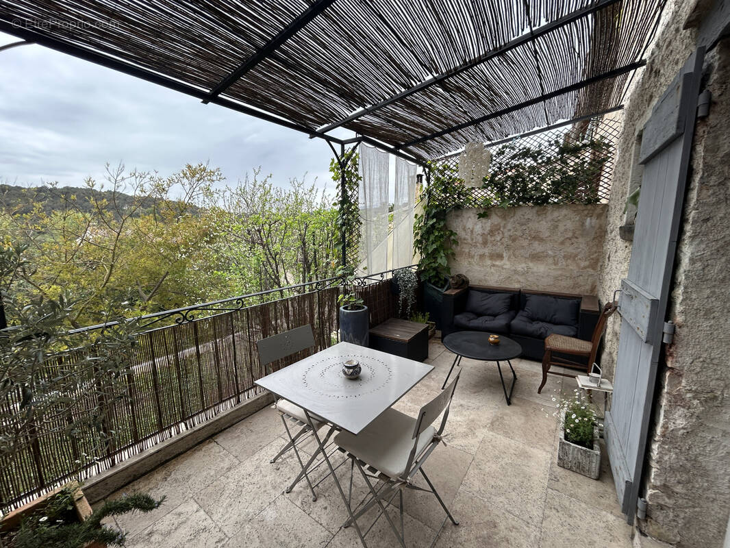 Appartement à LA COLLE-SUR-LOUP