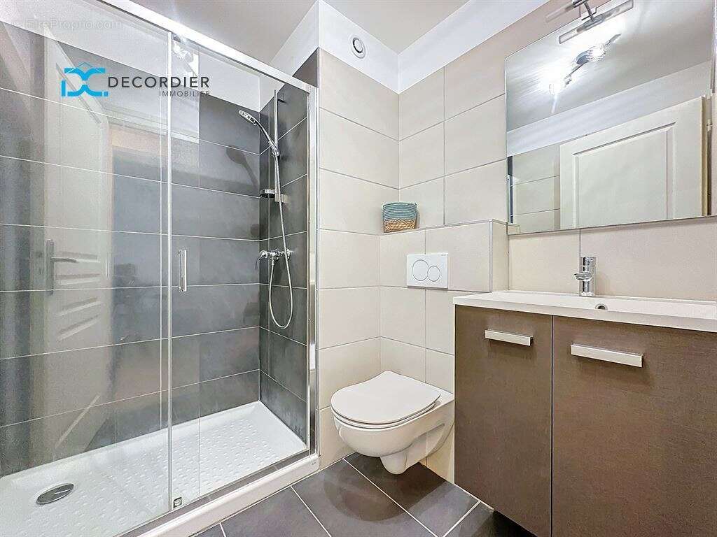 Appartement à EVIAN-LES-BAINS