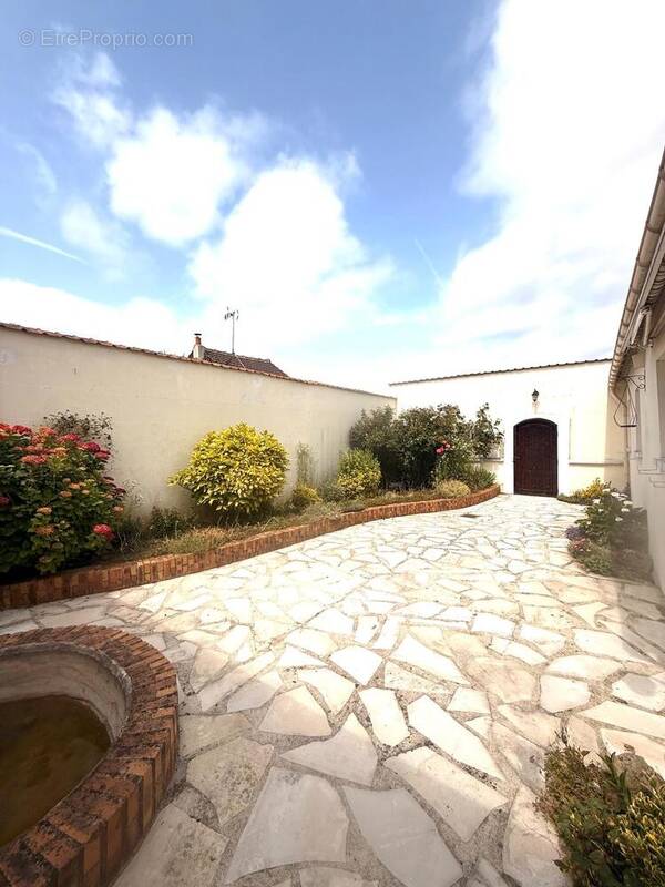 Photo 1 - Maison à SAINT-QUENTIN