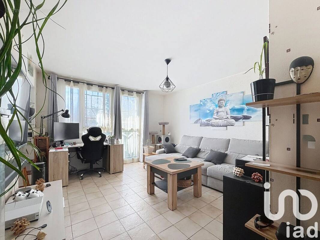 Photo 1 - Appartement à CROSNE