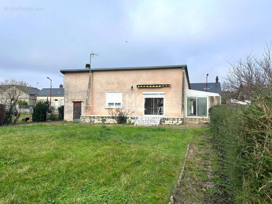 Maison à AUBIGNE-RACAN