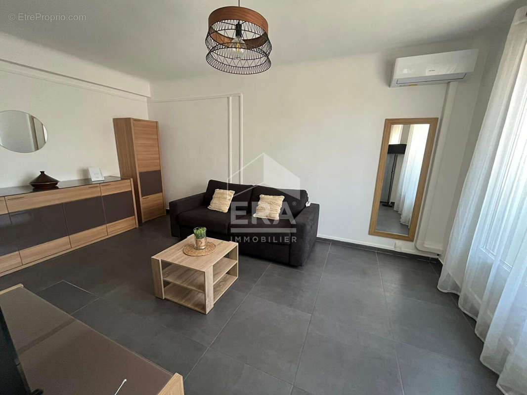 Appartement à PORT-DE-BOUC