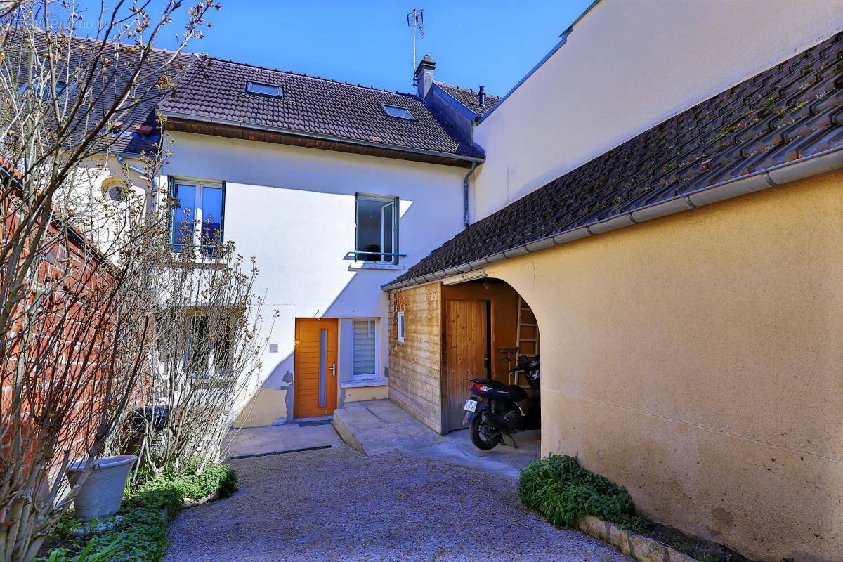 Maison à CHAMBOURCY