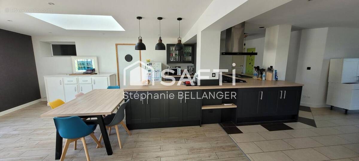 Photo 1 - Maison à LA SUZE-SUR-SARTHE